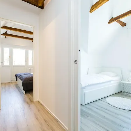 Vakantiehuis Vacation Old Cherry *