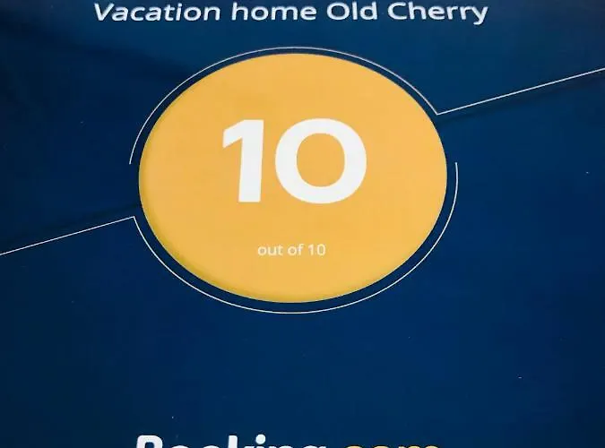 בית נופש Vacation Old Cherry *