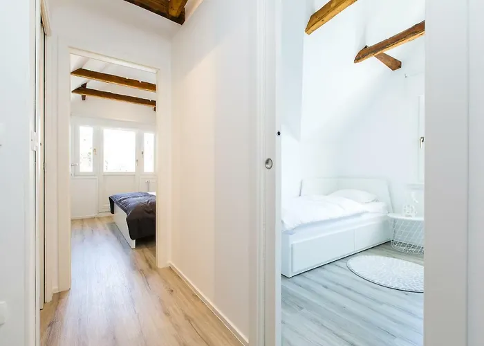 בית נופש Vacation Old Cherry *